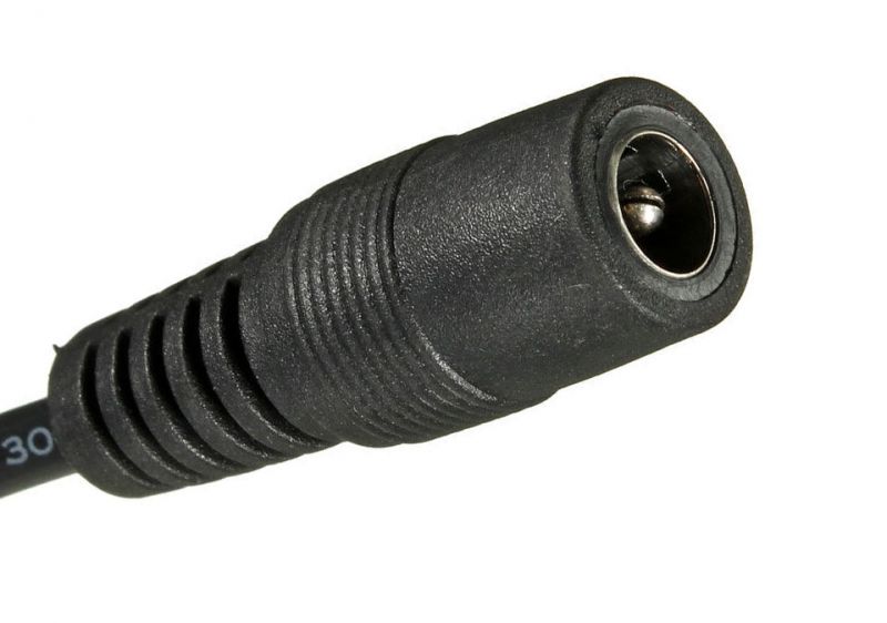 DC barrel connector